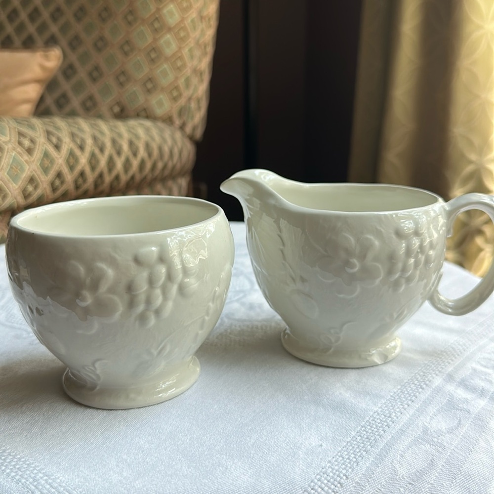Vintage Davenport Strawberry and Grape Leaf Sugar/Creamer by Burleigh, England